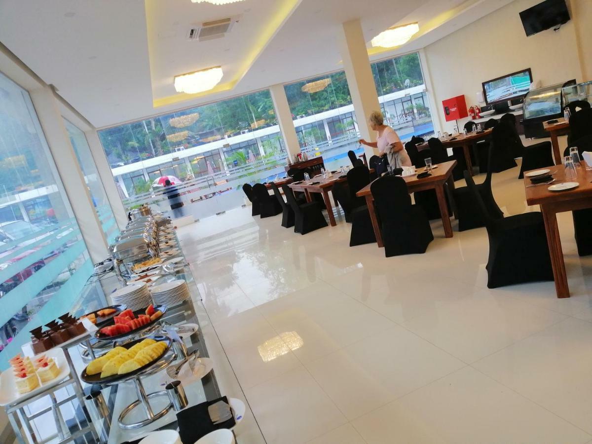 Saru Blue Sapphire Hotel Удавалаве Экстерьер фото